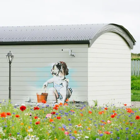 Glamping Village Easkey